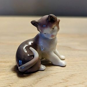 Lladro Mini Figurine